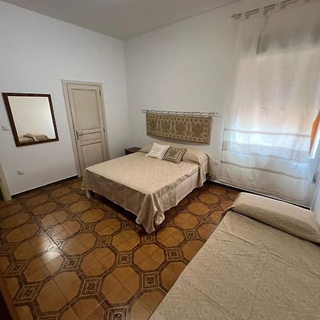 B&B Via Dei Mille Кастелсардо Екстериор снимка