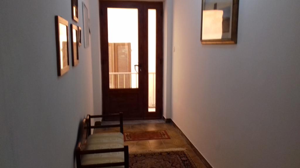 B&B Via Dei Mille Кастелсардо Екстериор снимка